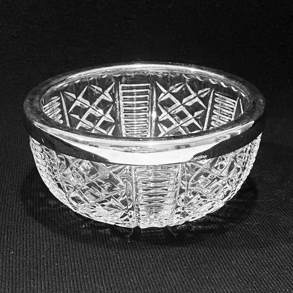 Vintage Raymond crystal Bowl Silver plated Rim England Stamped 5.25”